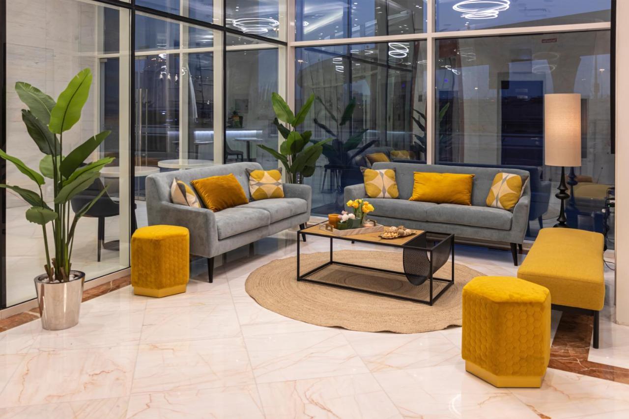 Viola Hotel Apartments Charjah Extérieur photo