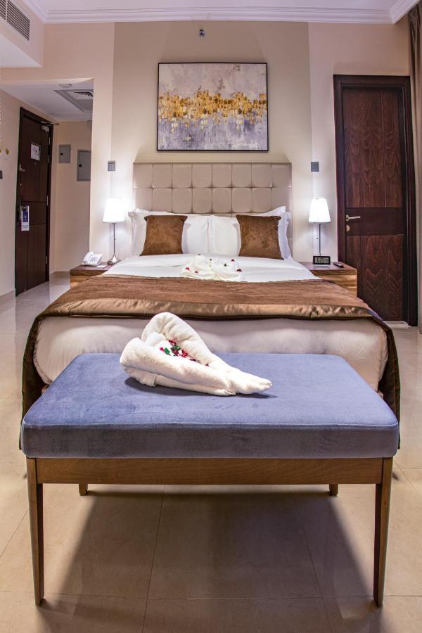 Viola Hotel Apartments Charjah Extérieur photo