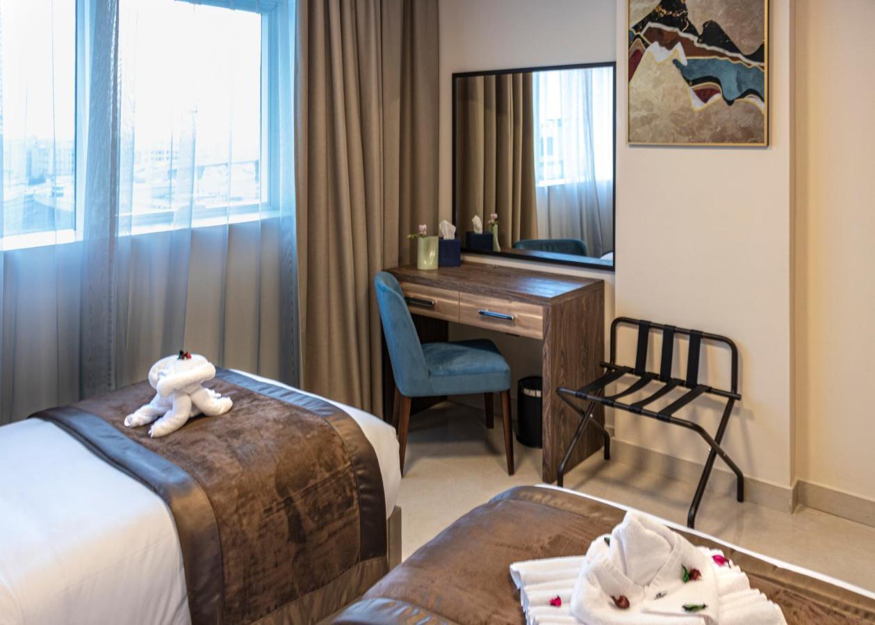 Viola Hotel Apartments Charjah Extérieur photo